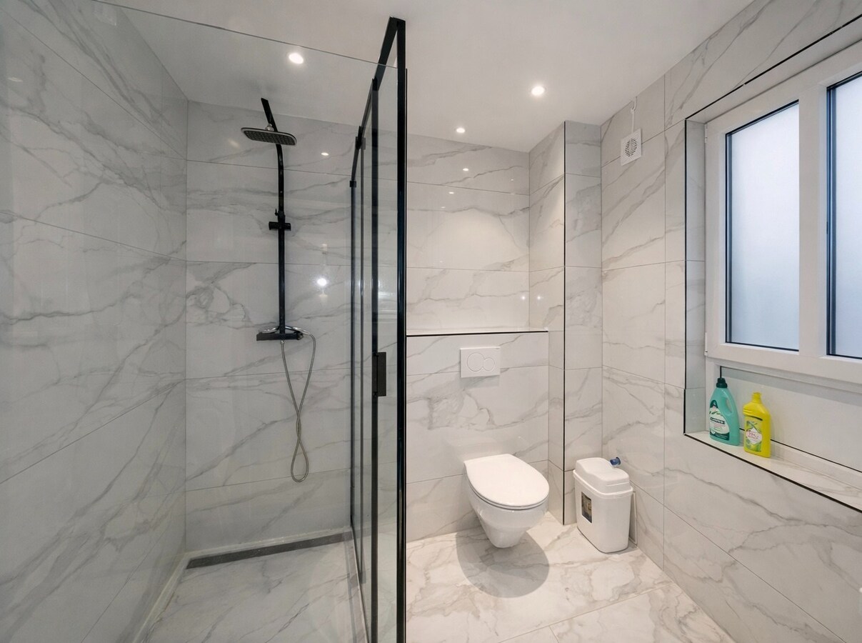 Te koop: Charmante halfopen gezinswoning met 4 slaapkamers en zuidgerichte tuin in hartje Sint-Niklaas! 