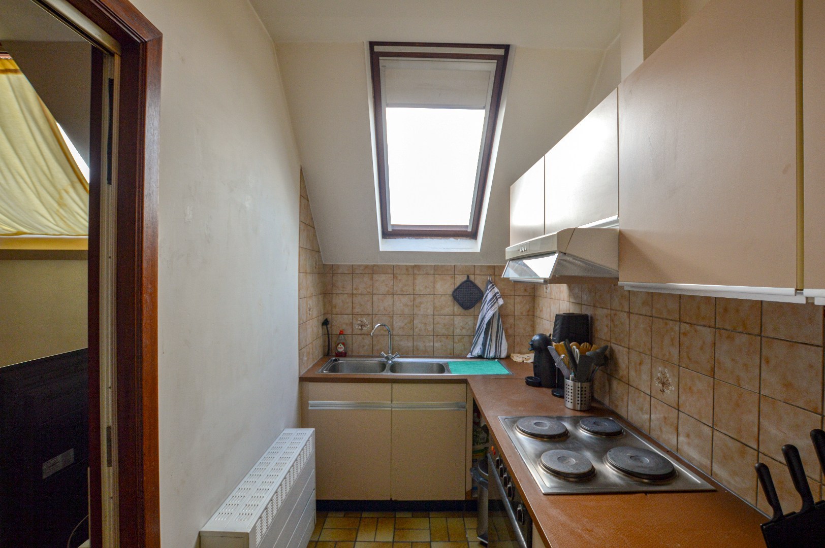 Interessante opbrengsteigendom met 5 volledig verhuurde appartementen in het centrum van Oudenburg 