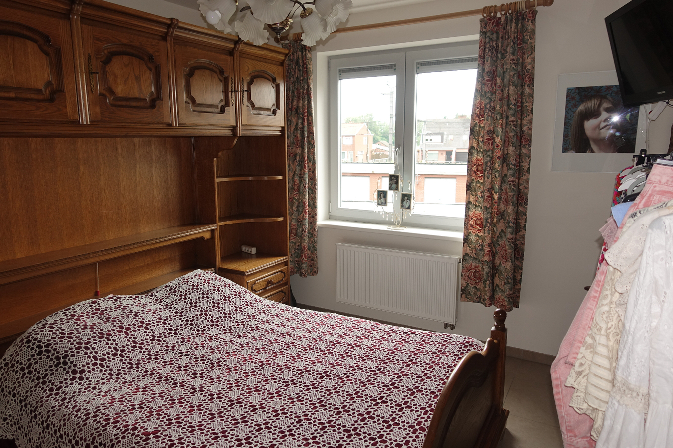 Lichtrijk appartement met autostaanplaats in het hartje van Lichtervelde 