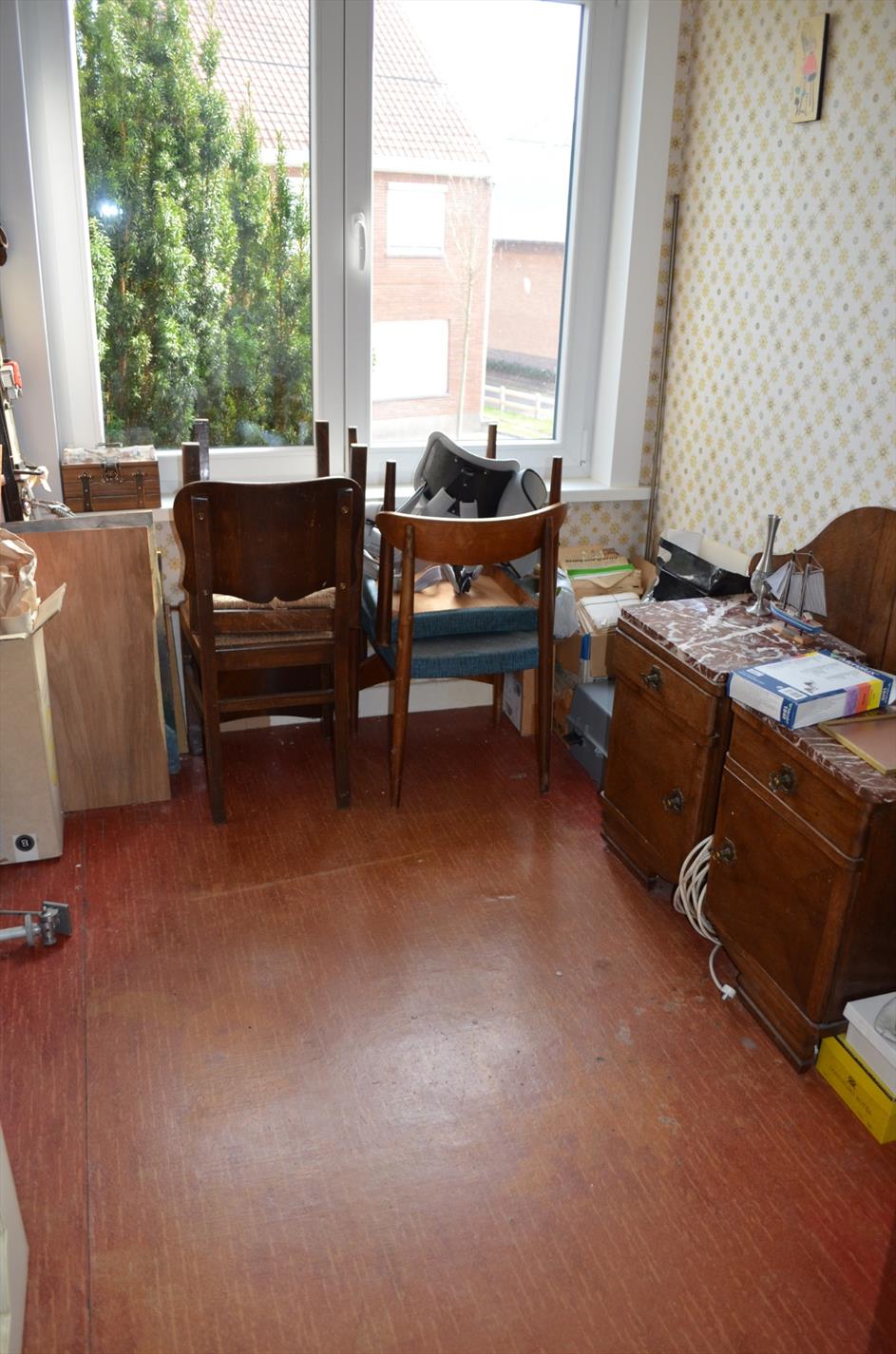 Te renoveren woning te Waarschoot 