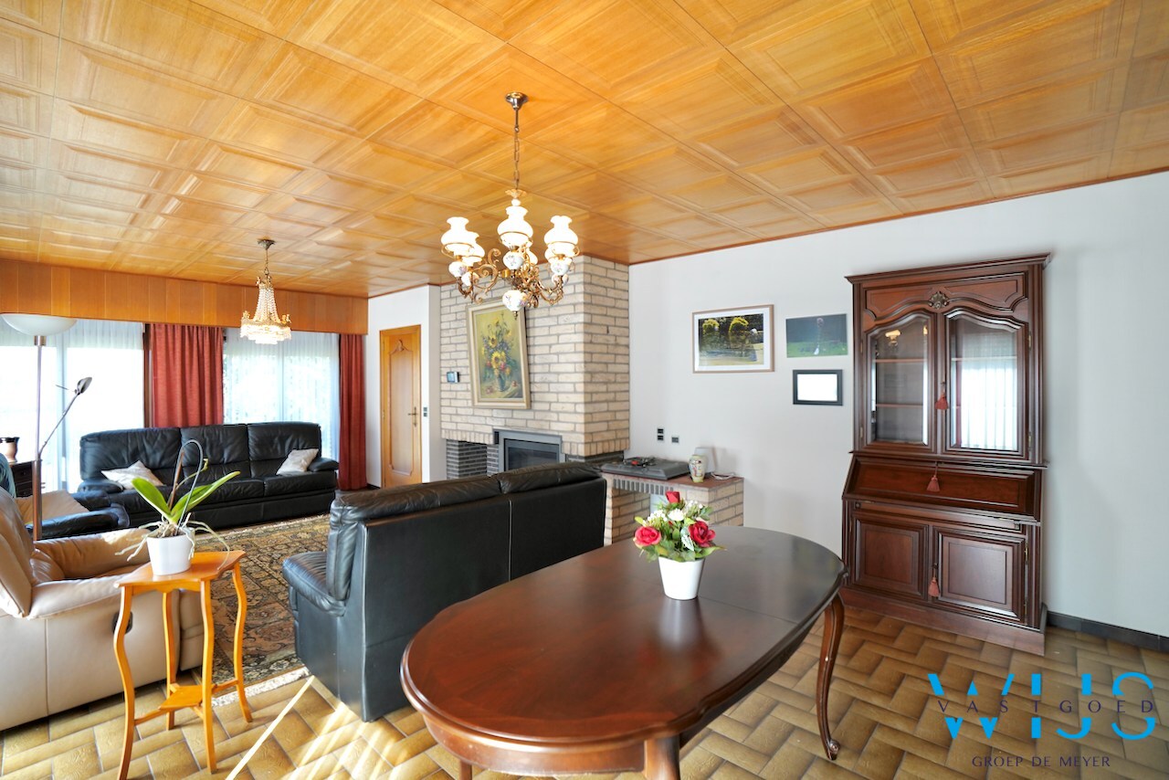 Rustig gelegen woonhuis op 1.108 m² te Ertvelde ! 