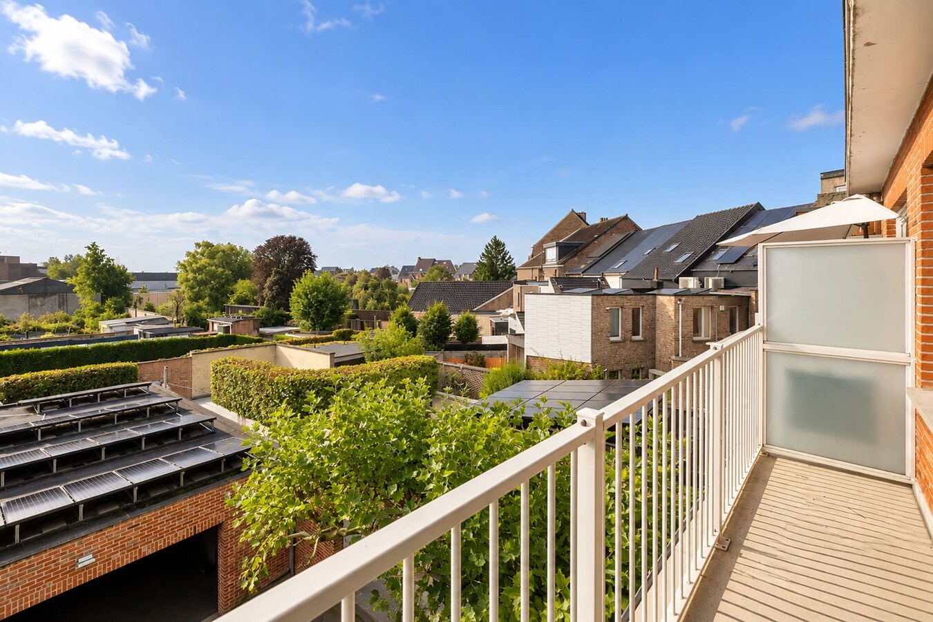 instapklaar appartement met 2 slpks - ideale locatie 