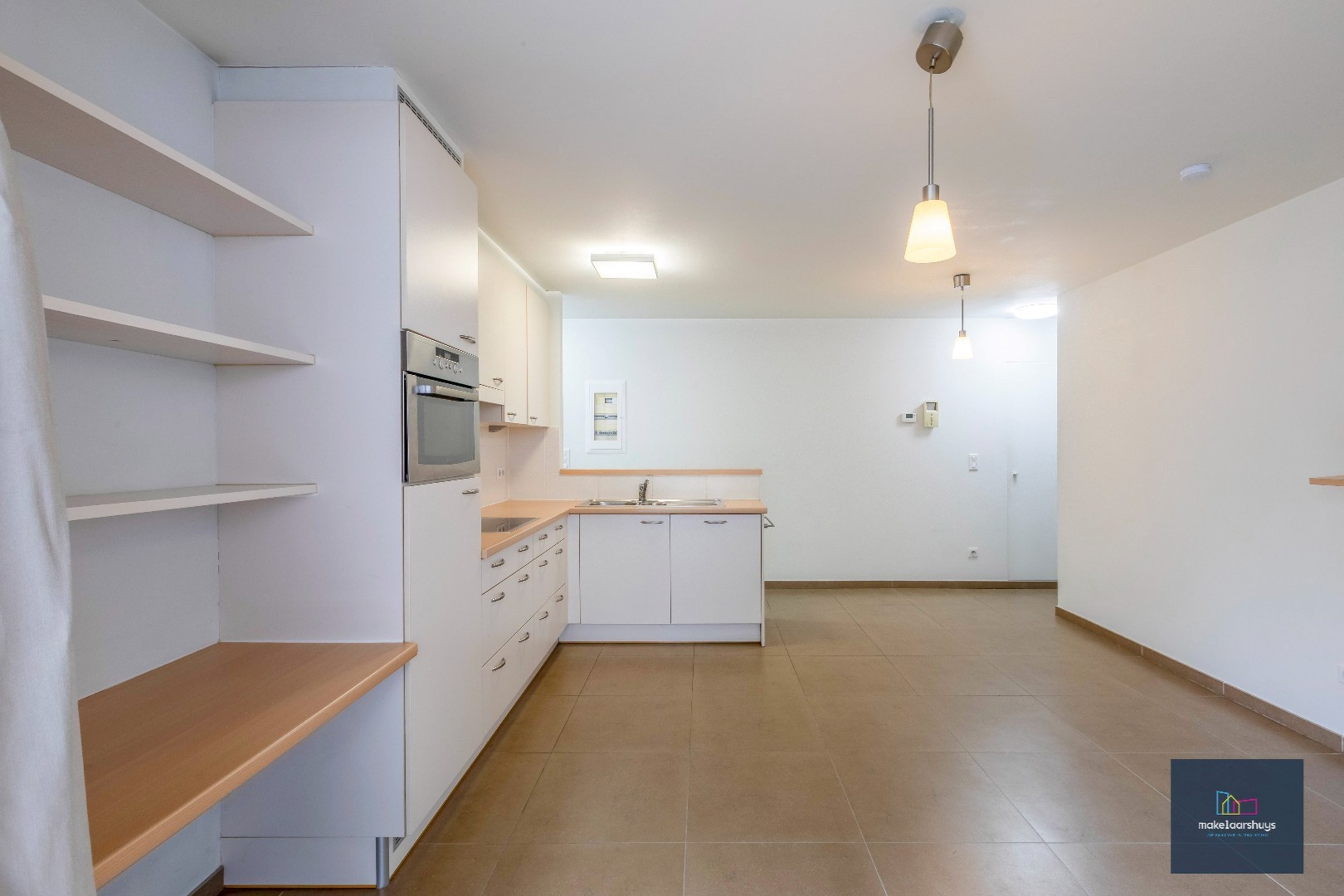 COMPROMIS IN OPMAAK 2slp. app. met schitterend terras in centrum Gent 