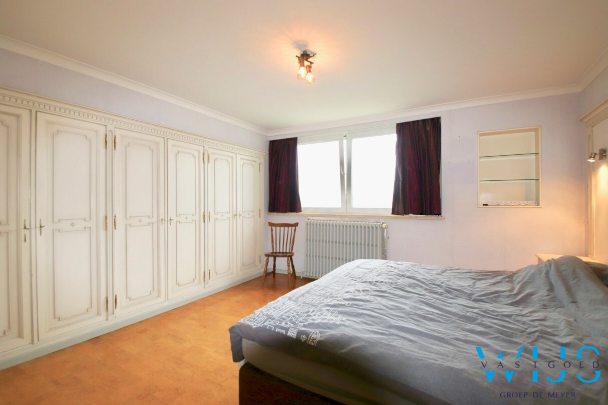 Statig woonhuis op 1104 m² in het centrum van Sleidinge ! 