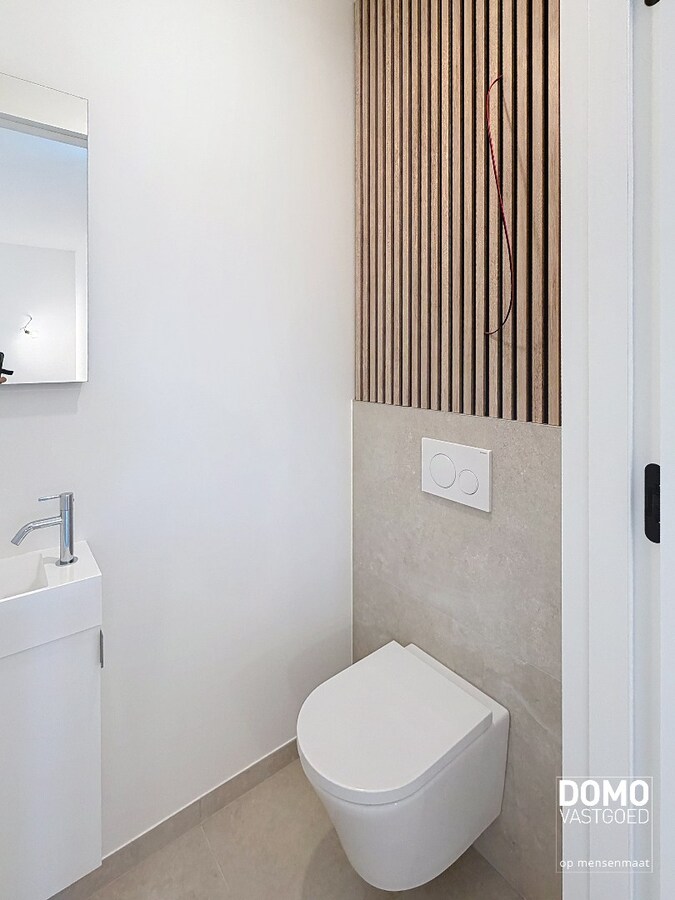 Exclusief high-end appartement met royaal terras te Hasselt (Kuringen) 