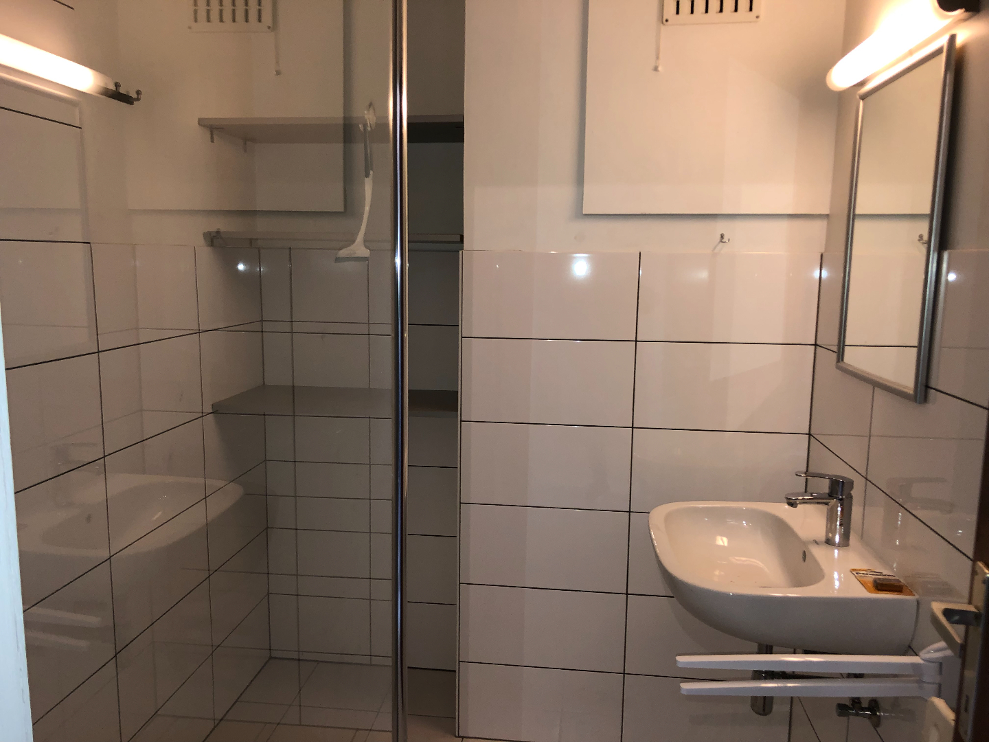 Ruim appartement met 2 slpk en garage 