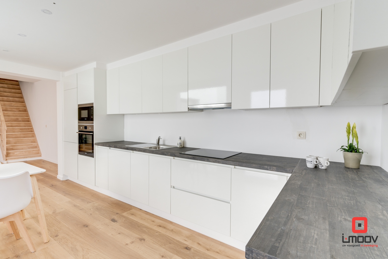 Hoogwaardig gerenoveerde woning met tuin aan rand van Gent 