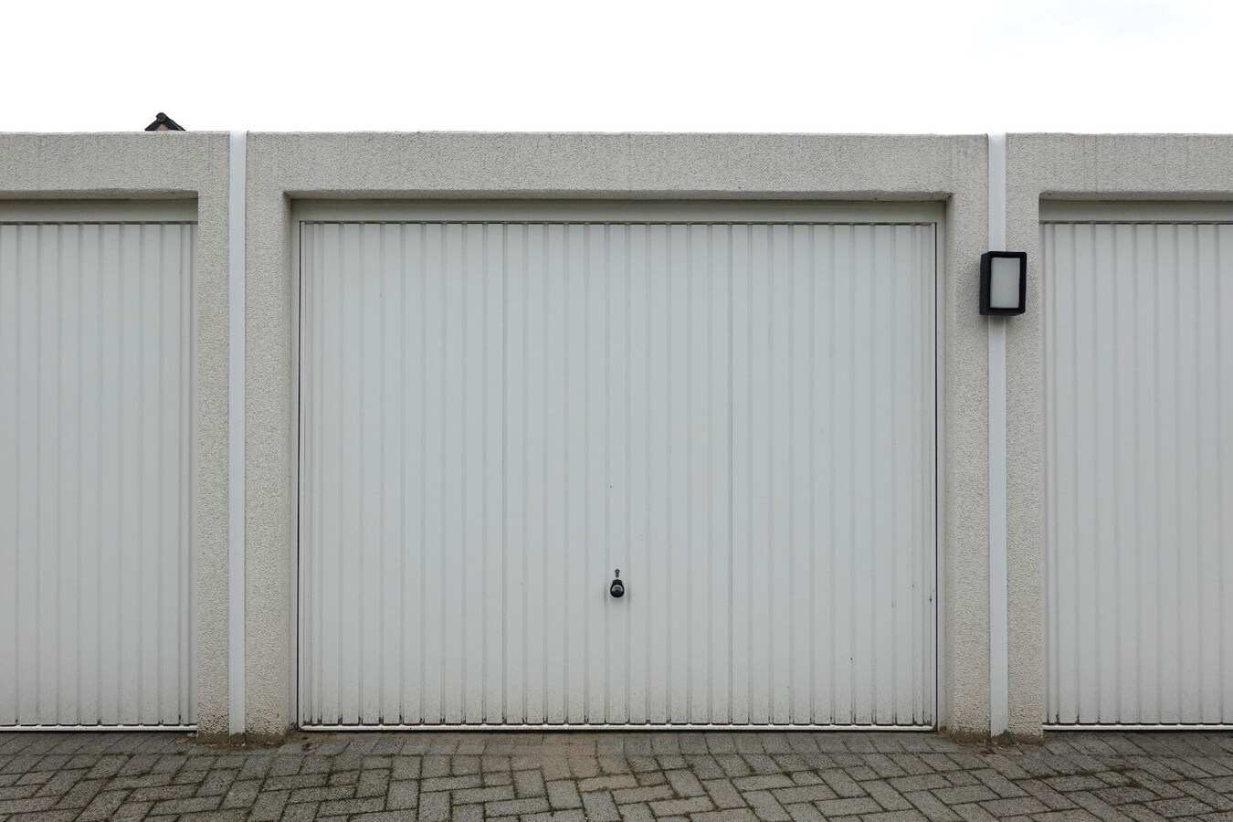 Kwalitatief nieuwbouwappartement met enorm terras en garagebox 