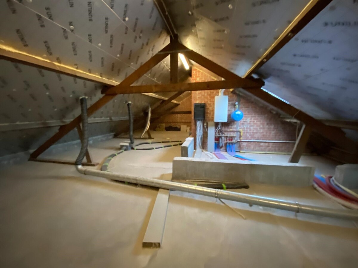 Uiterst ruim, energiezuinig appartement met groot terras 