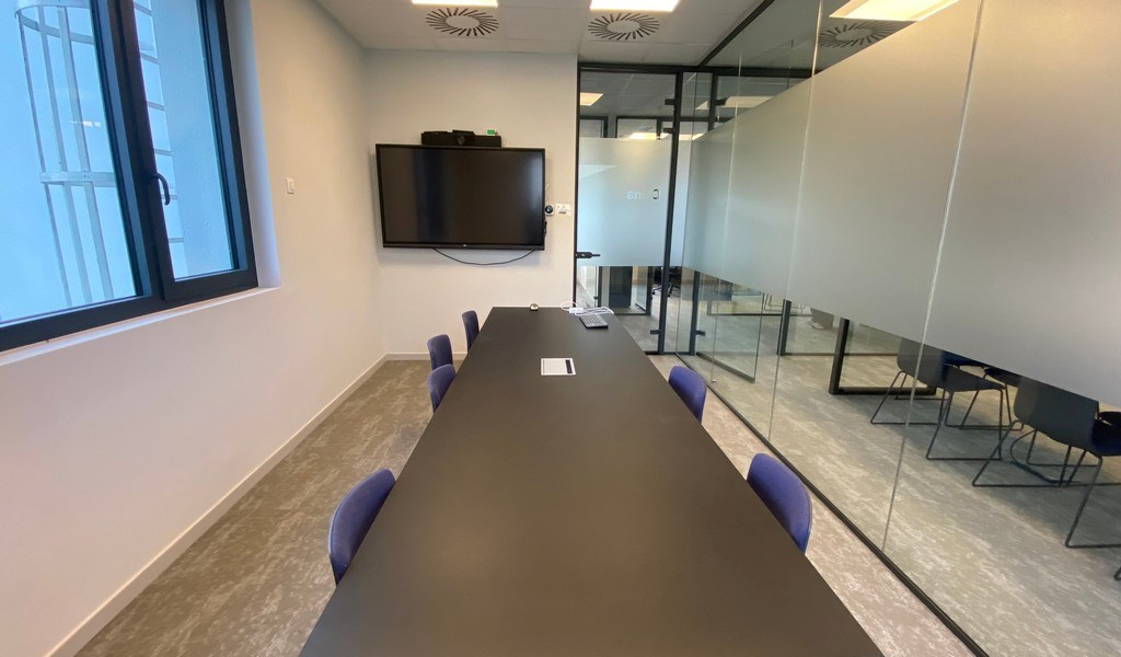 Volledig ingerichte kantoren te huur in Zwijnaarde