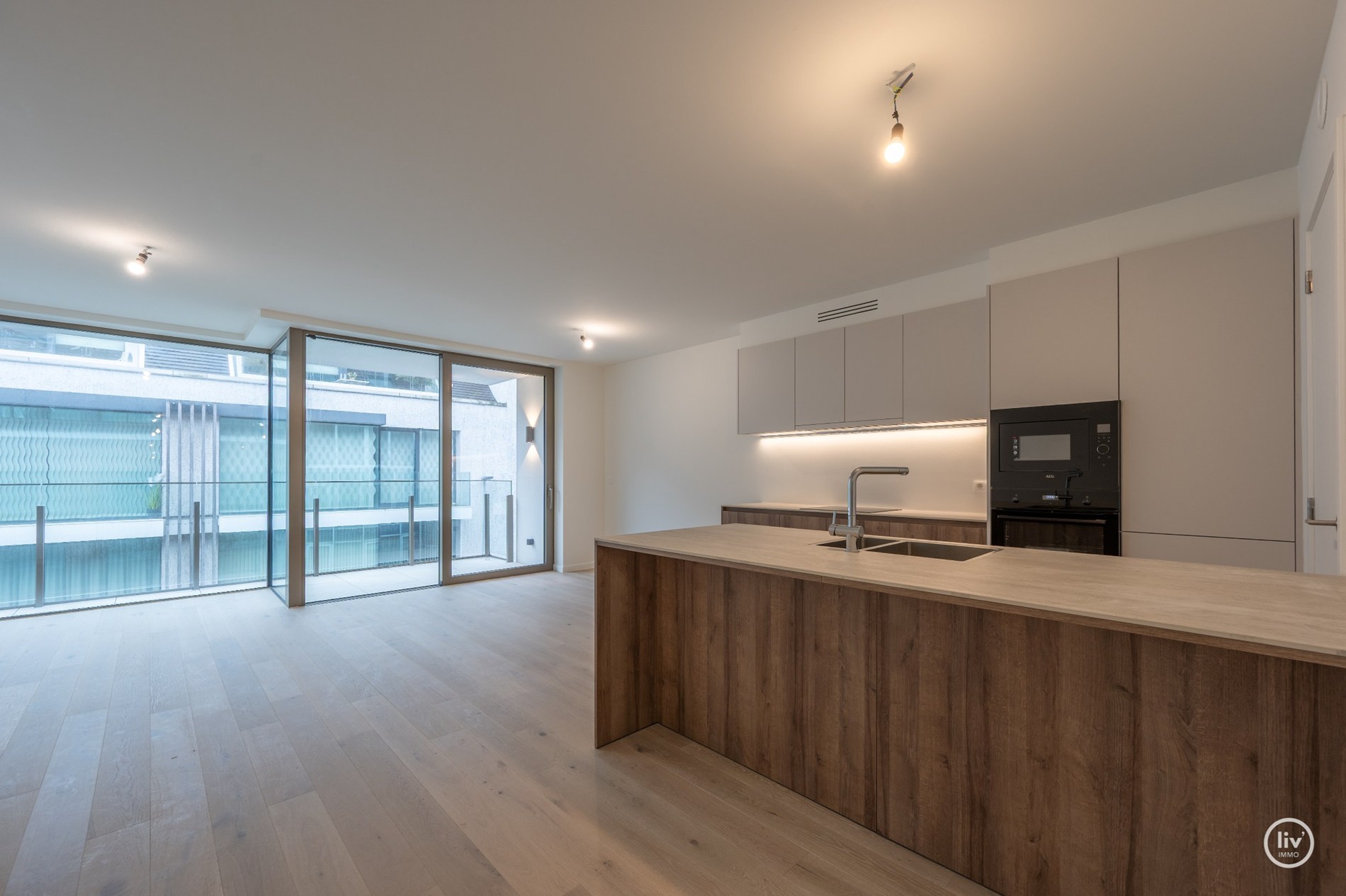 NIEUWBOUWPROJECT MADELEINE: Modern appartement met 2 slaapkamers gelegen in het centrum van Knokke. 