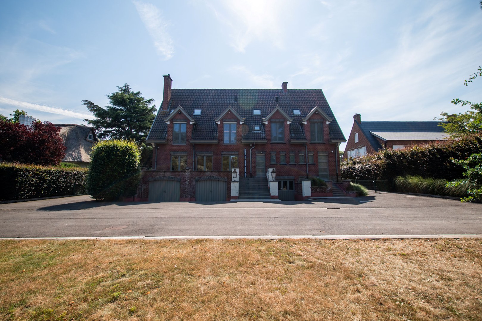 Statige villa met tal van mogelijkheden op een boogscheut centrum Waregem 