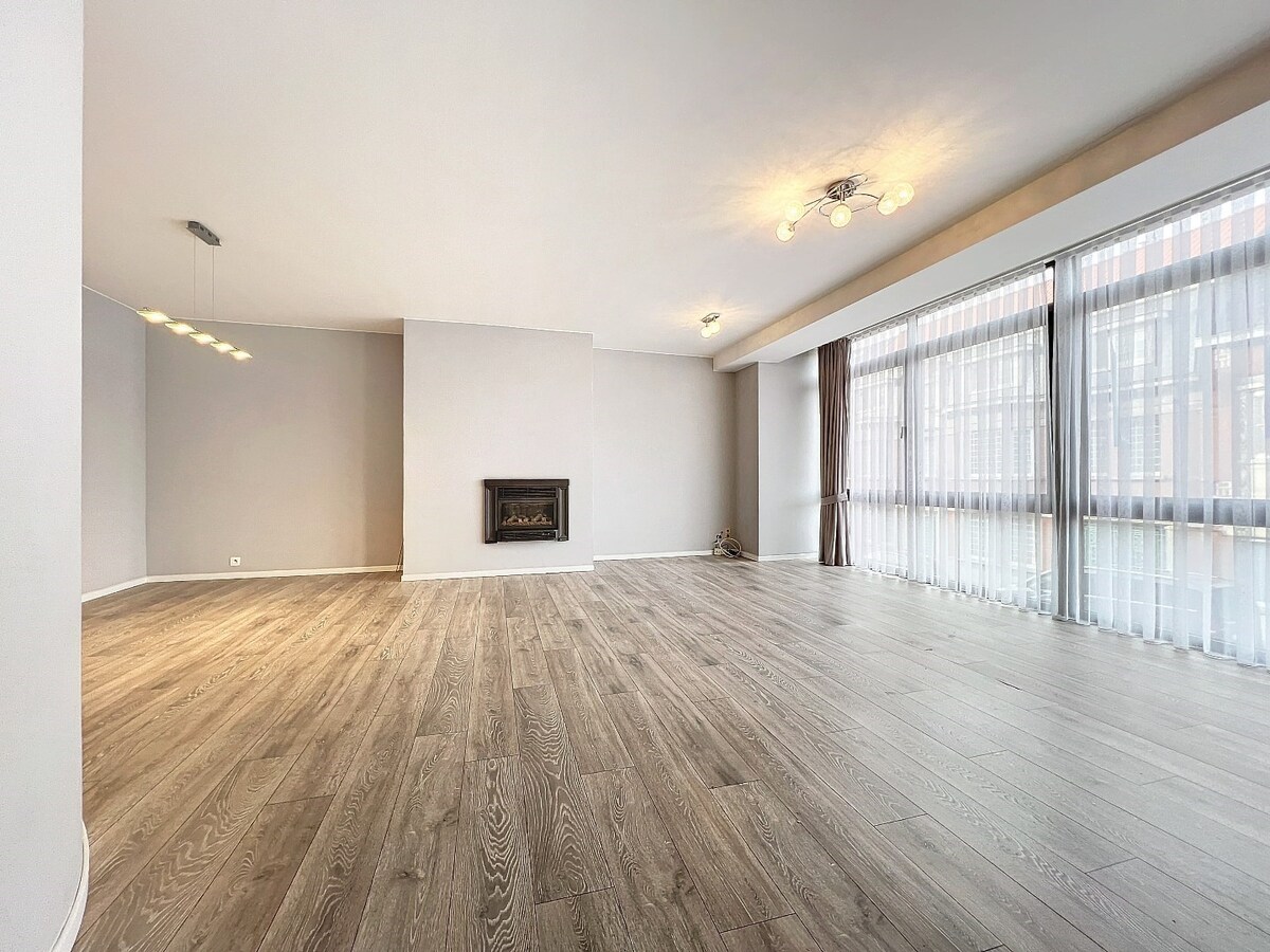 Energiezuinig, ruim tweekamerappartement (115m²) te centrum Deinze 