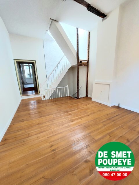 KNAP GERENOVEERDE STADSWONING 