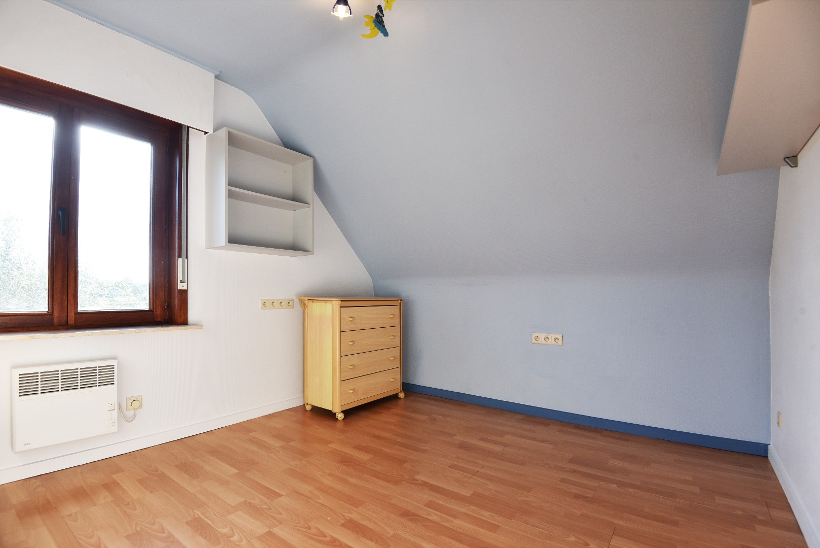 Open bebouwing met 3 slpks en tuin te Adegem 