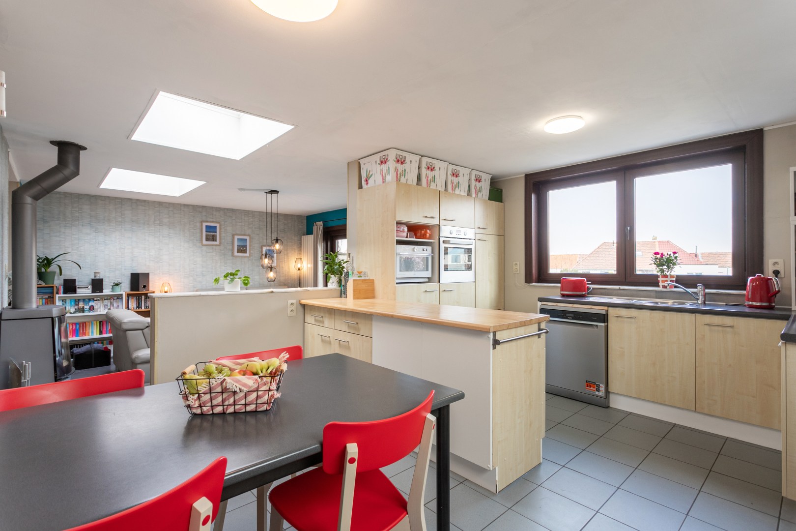 Instapklare gezinswoning met 3 slaapkamers, EPC C en ruime tuin in Buizingen 