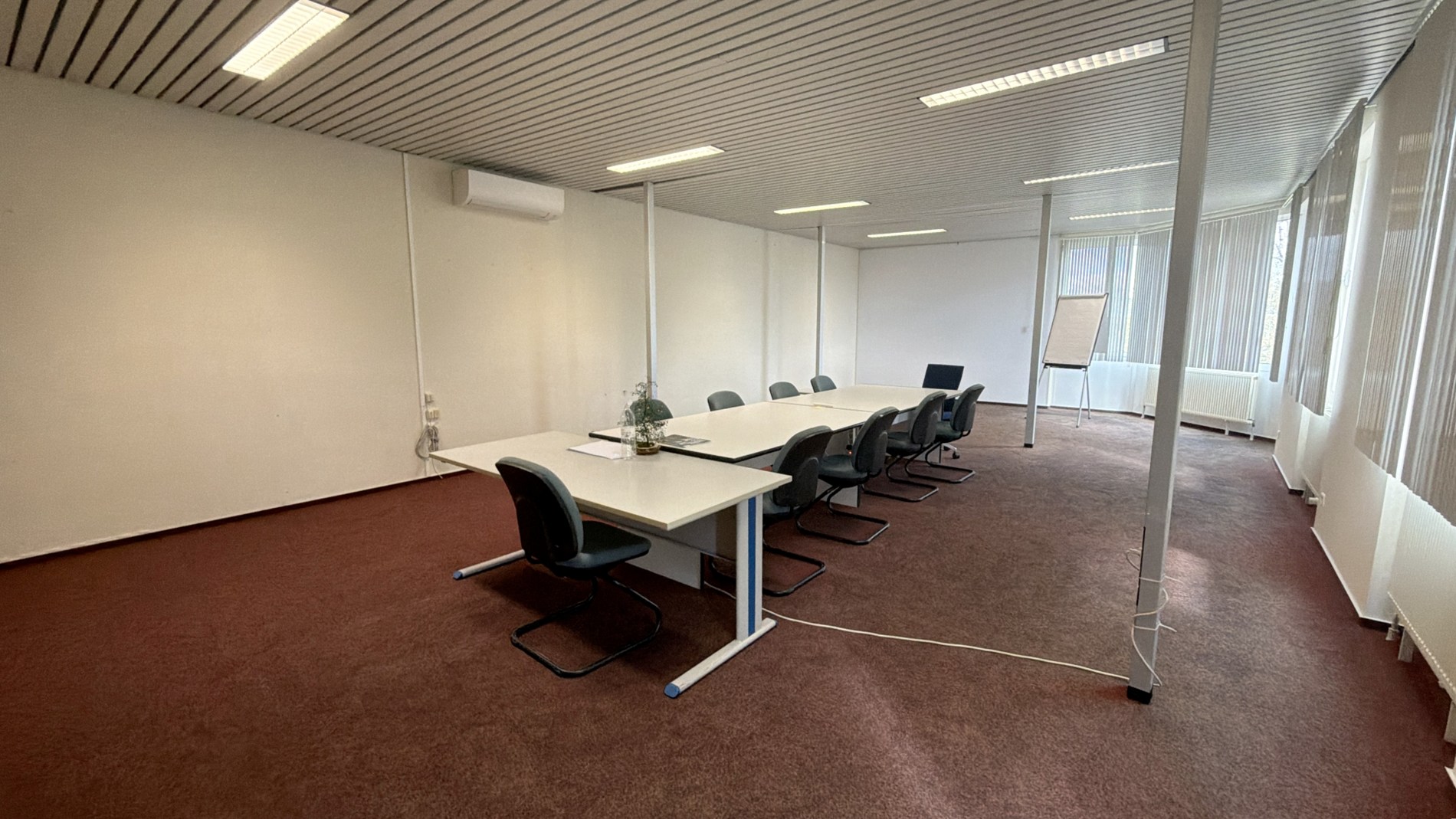 Magazijnen en kantoren te huur in Bedrijvenpark Molenberg in Schelle