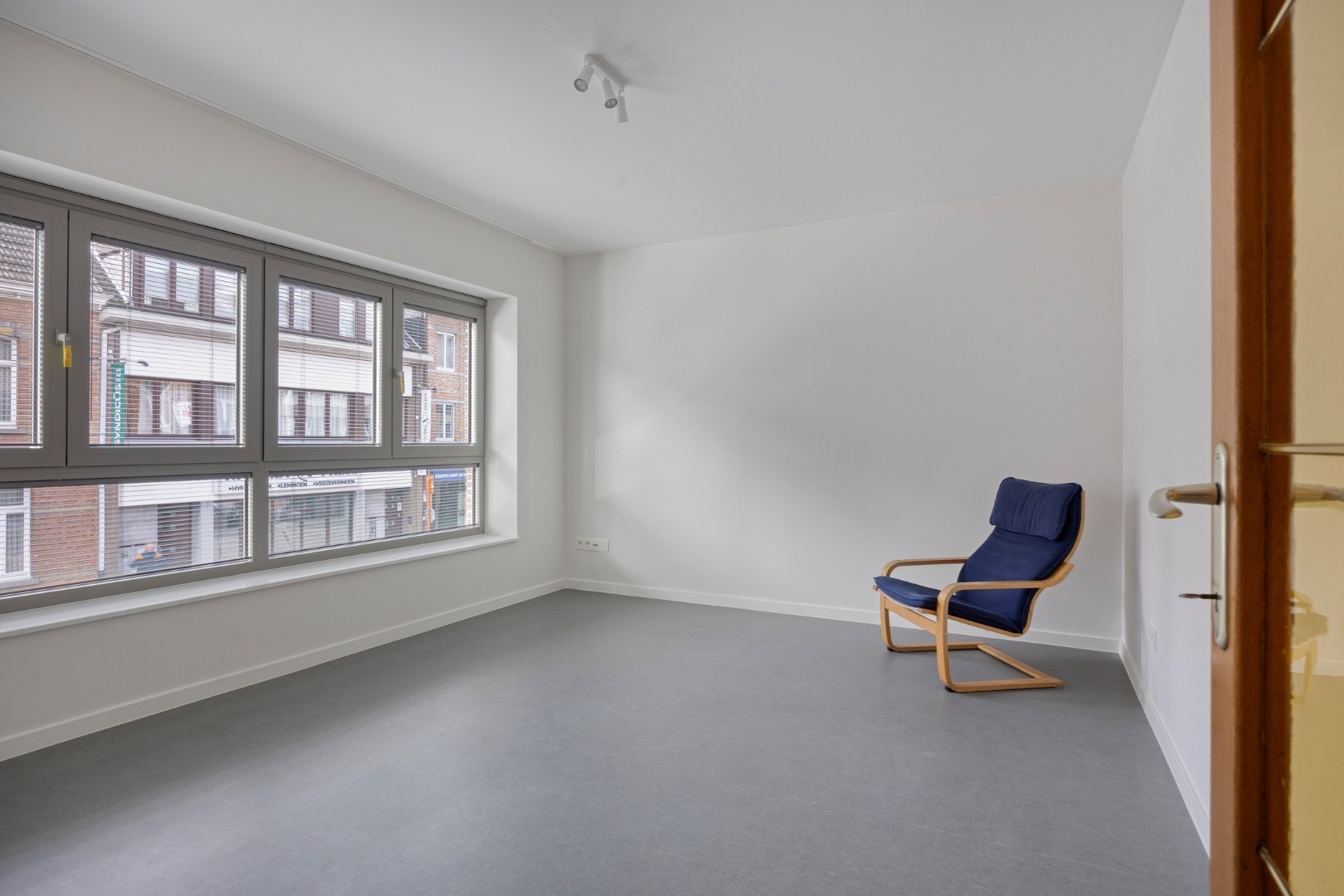 Parel met garage en stadstuin te huur in het centrum van Geel 