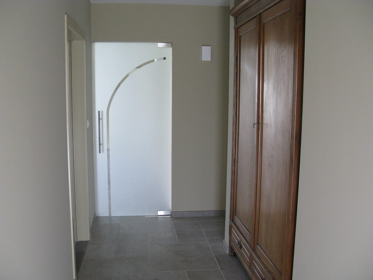 Rustig gelegen, energiezuinige gelijkvloerswoning met garage 