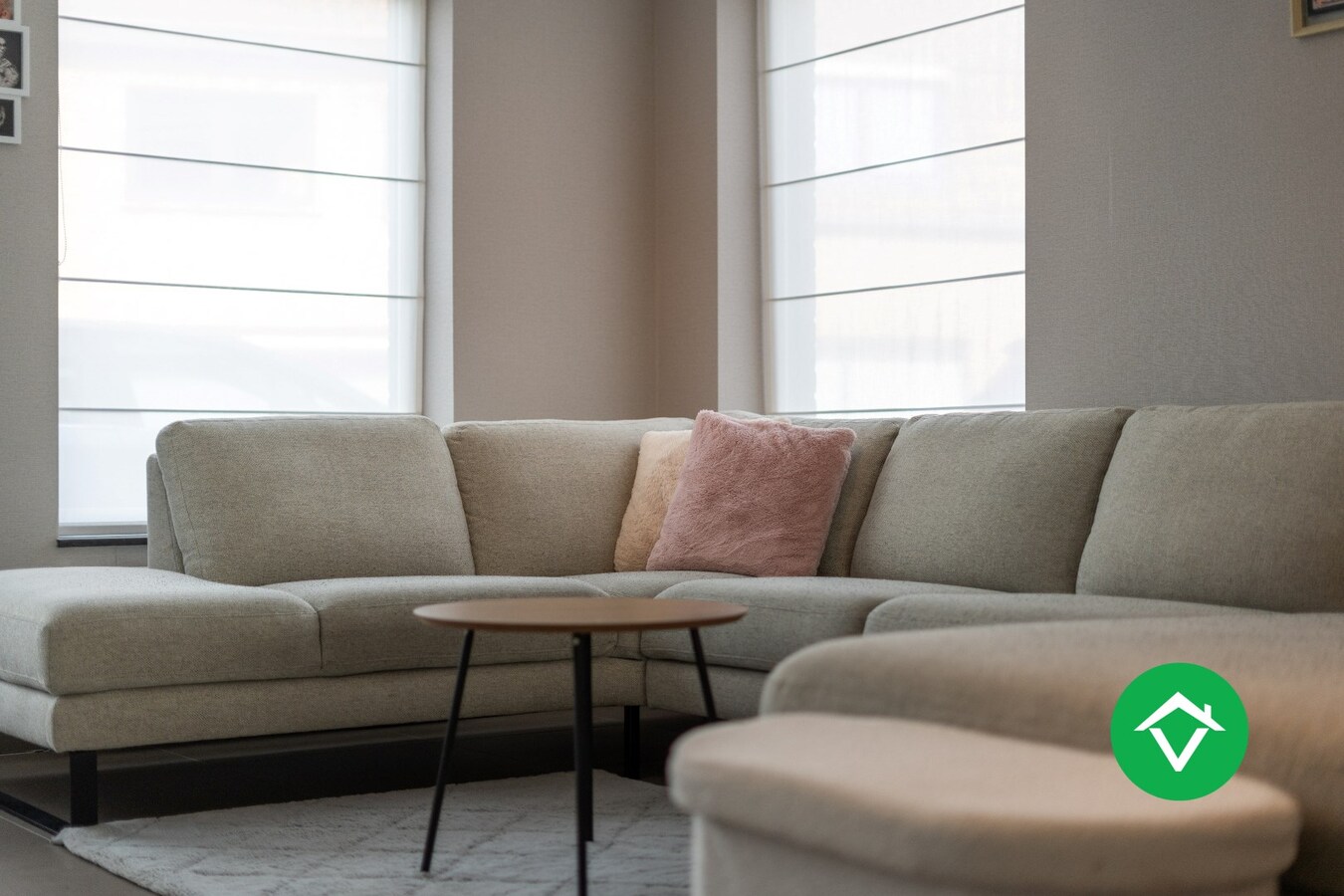 Instapklare, recente woning (2018) met 4 slaapkamers en garage in hartje Koekelare. 