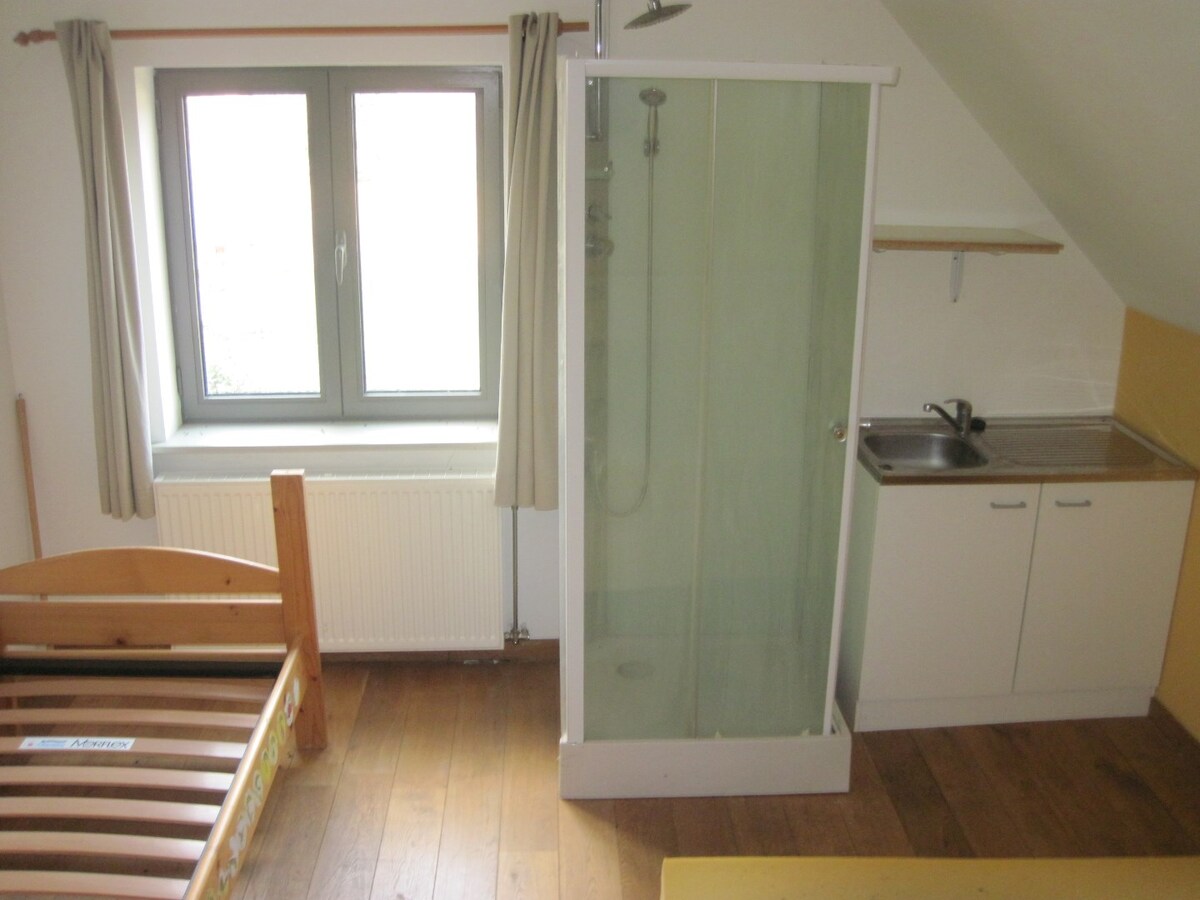 Ruim, landelijk wonen in t groene Melsen. 