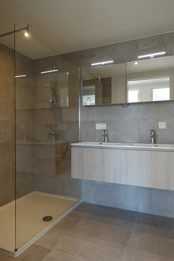 Prachtig nieuwbouwappartement met garage 