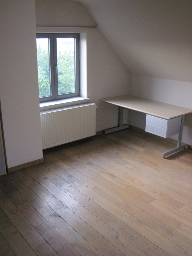 Ruim, landelijk wonen in t groene Melsen. 