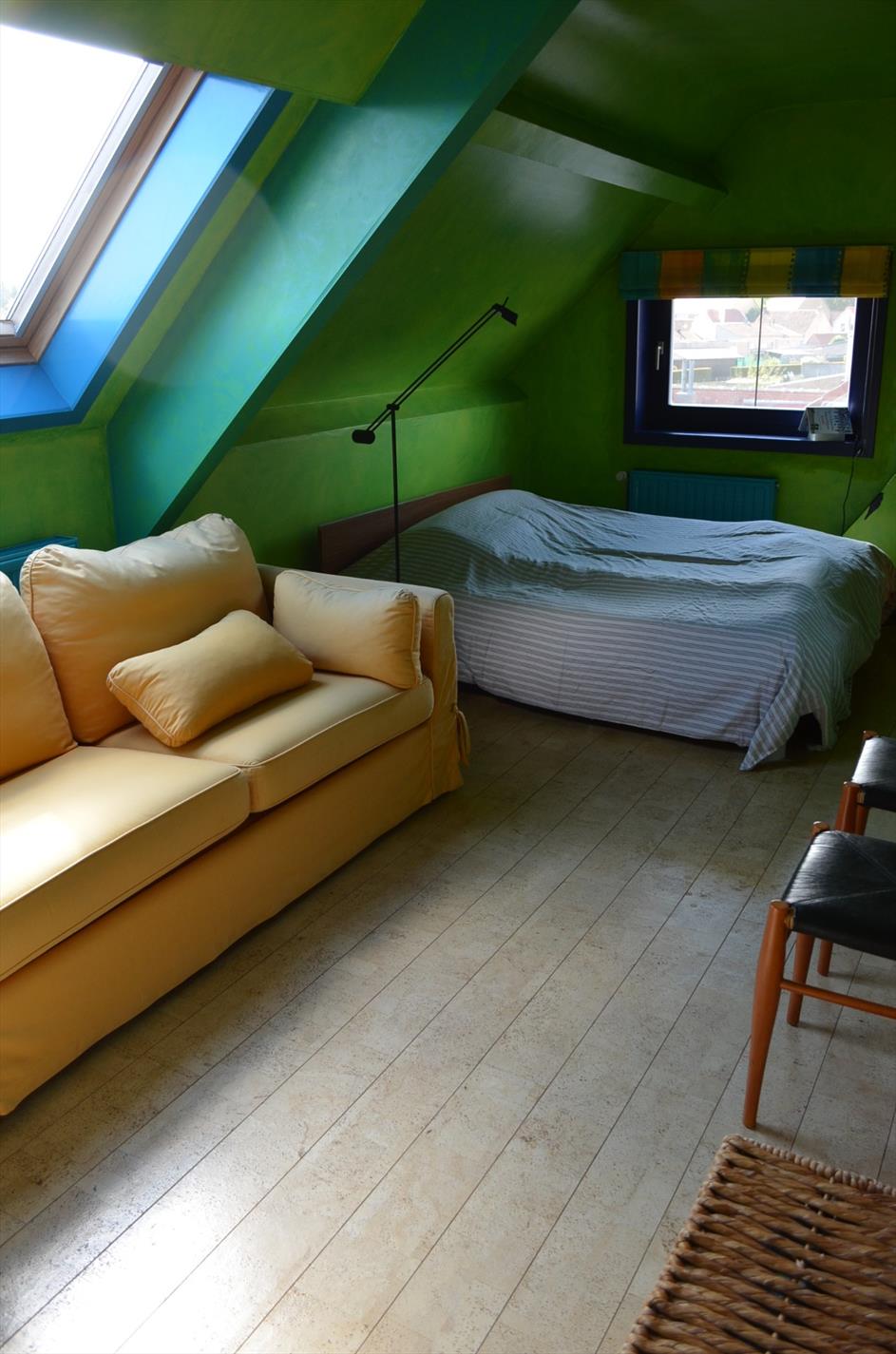 Stijlvolle woning 3 slpks en ruime garage nabij centrum te Maldegem 