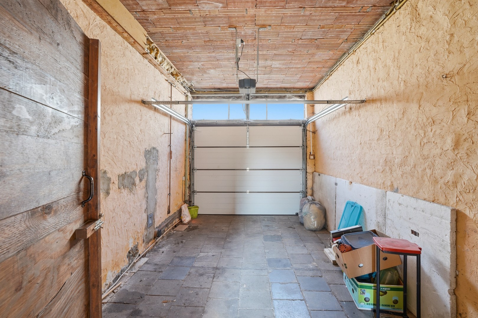 Te renoveren woning in centrum Eernegem 