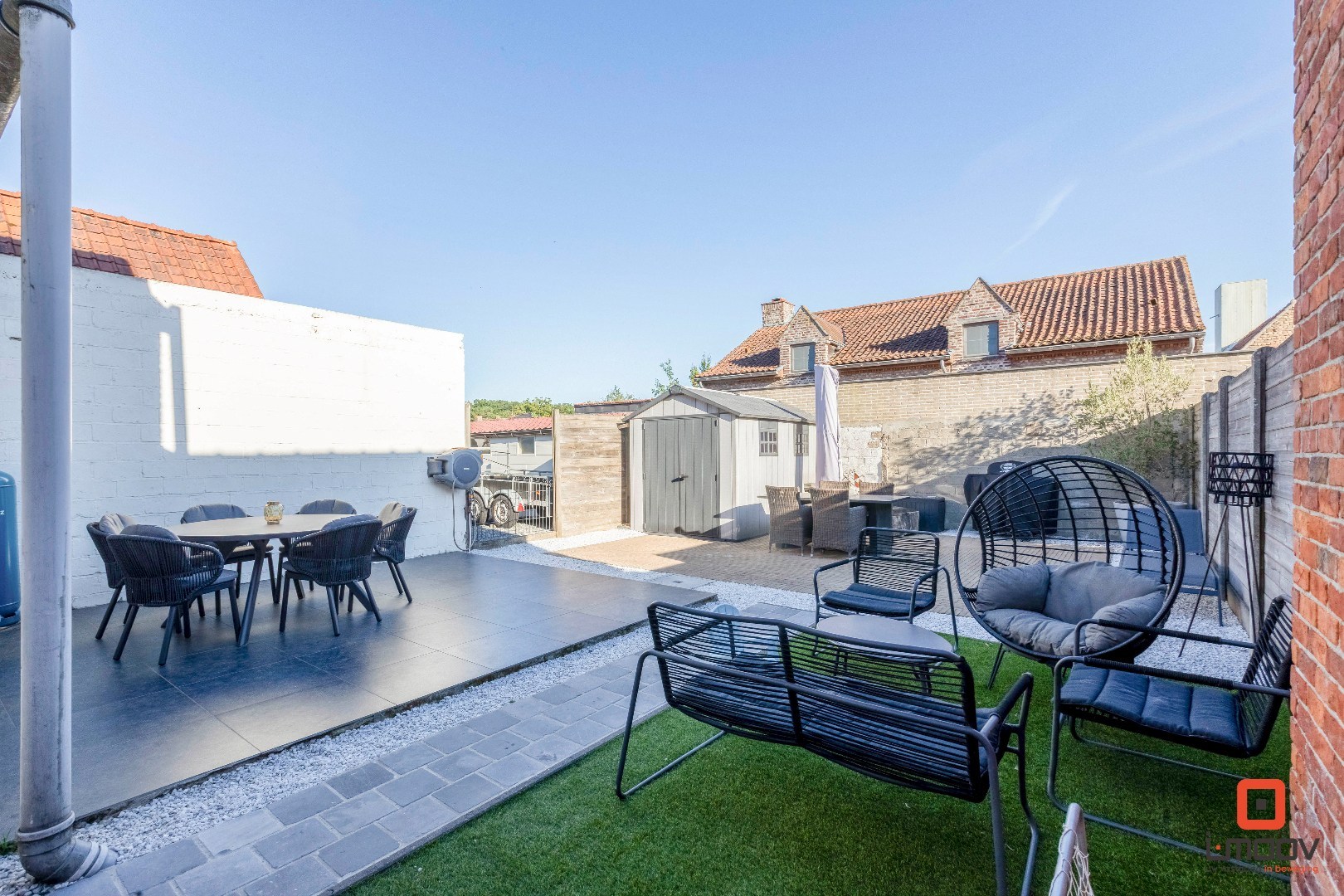 Instapklare woning met tuin in rustige buurt 