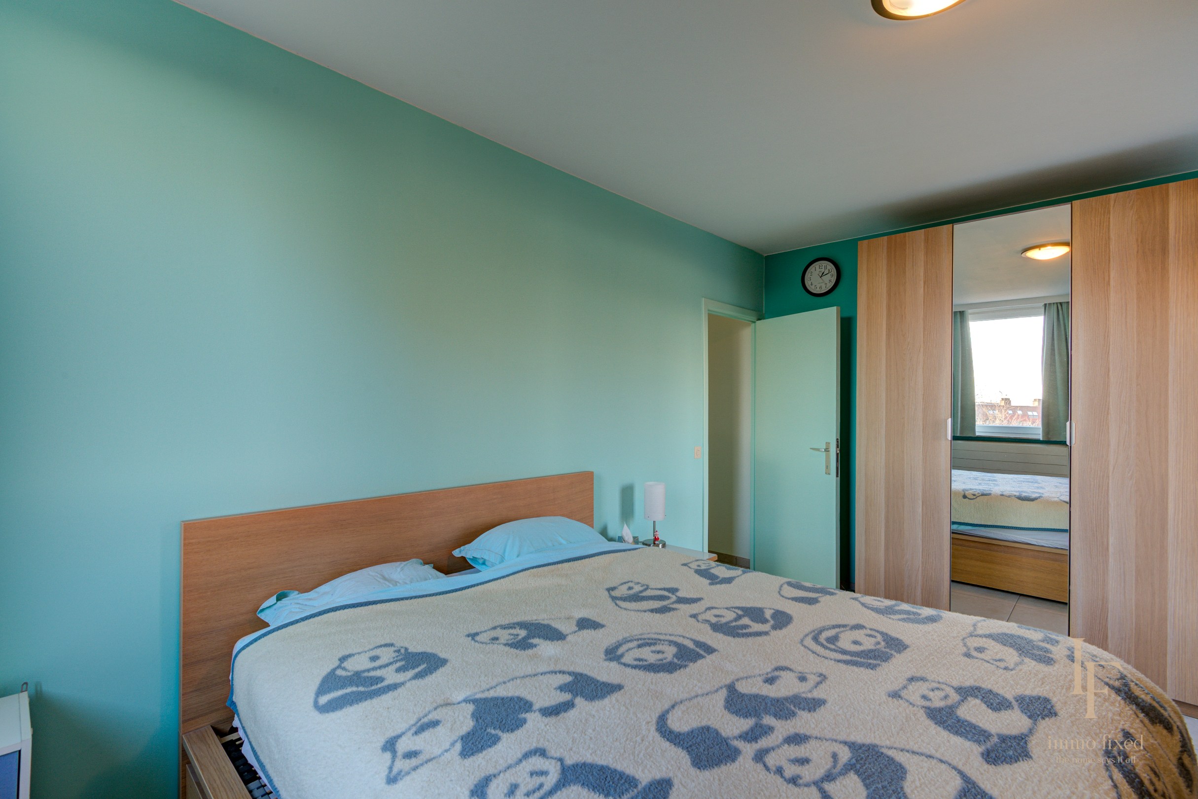 Appartement met 2 slaapkamers én topverbindingen in het hart van Berchem! 