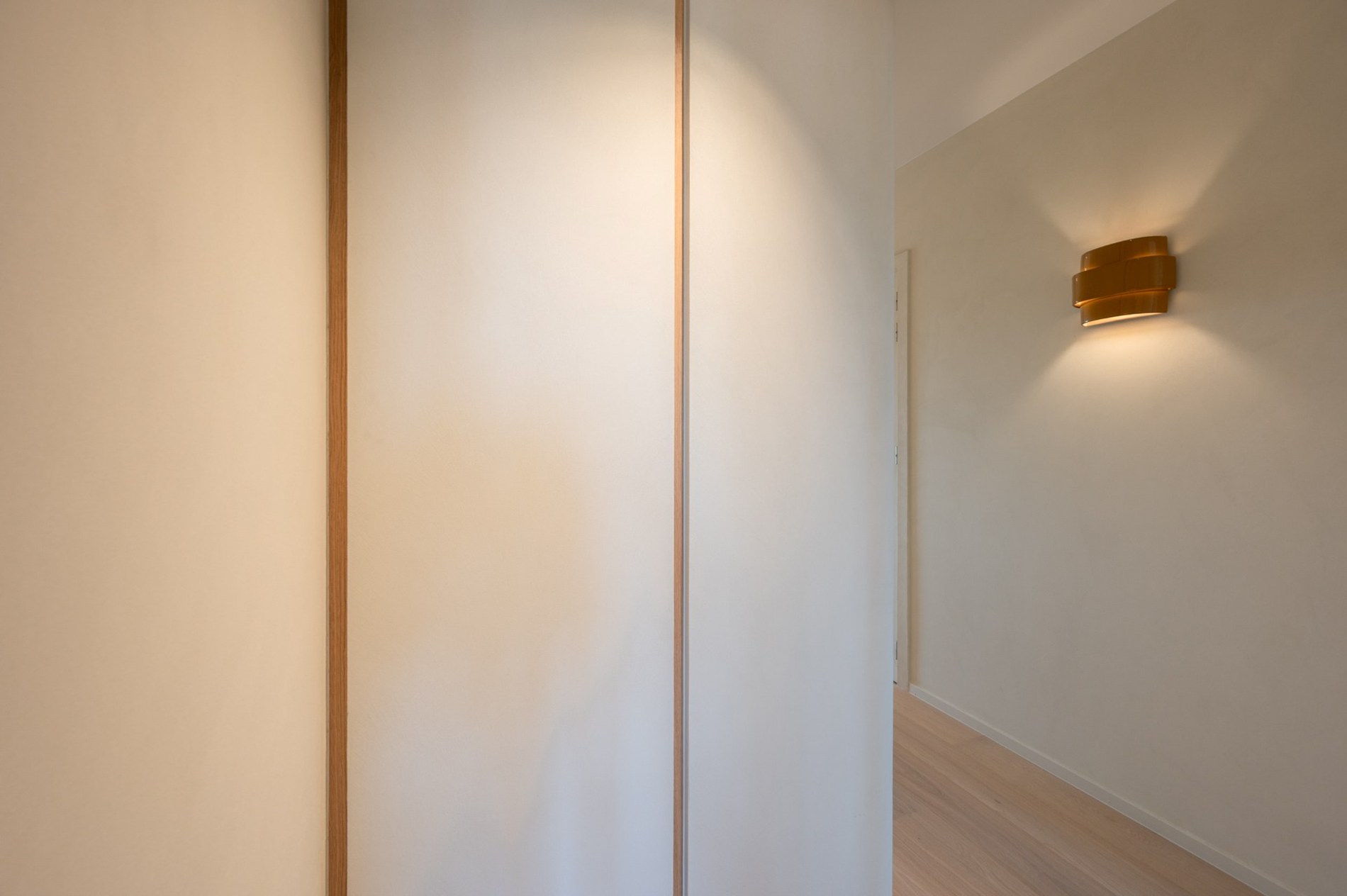 Klassevol appartement gelegen in een charmante villaresidentie in het Zoute. 