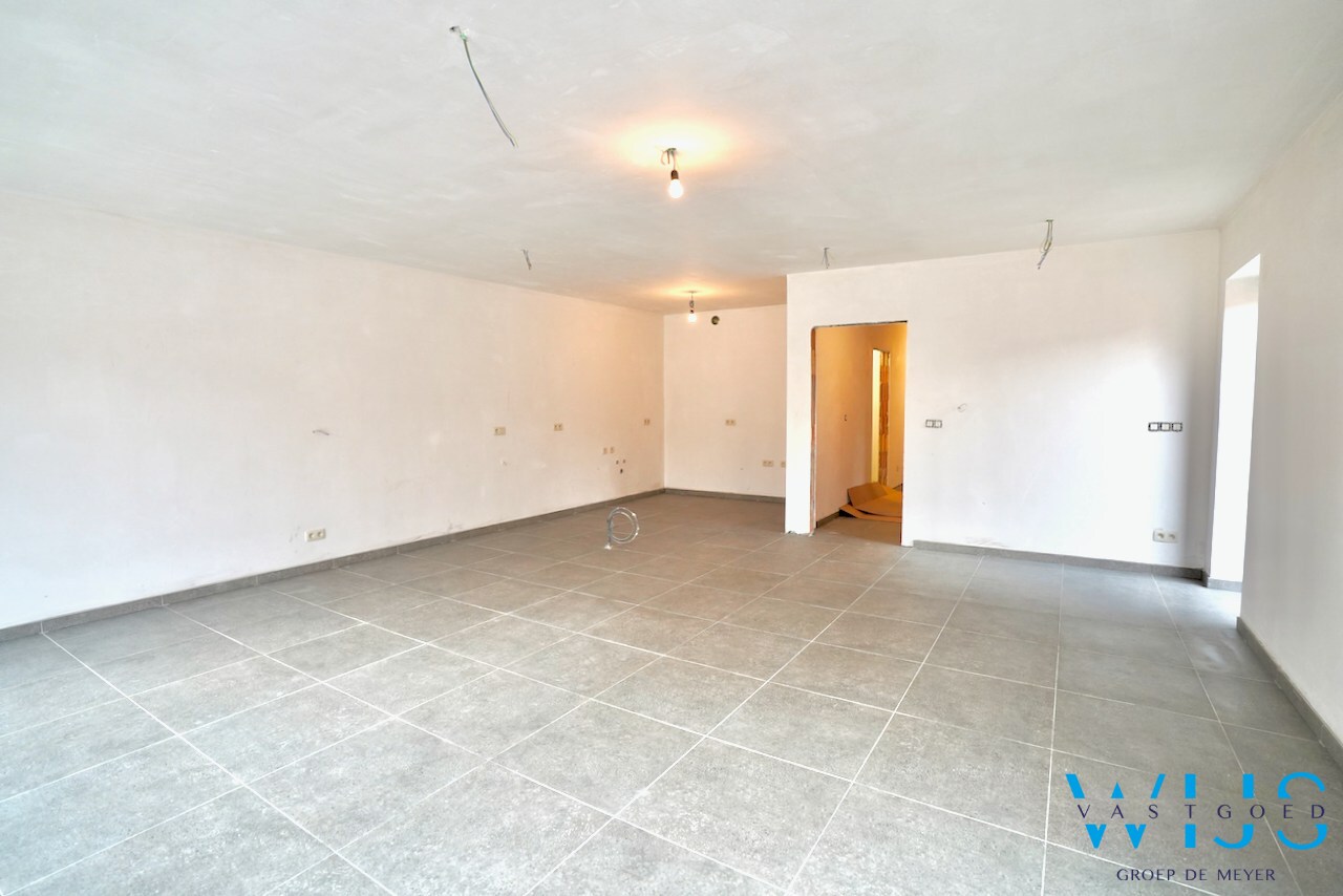 Nieuwbouw gelijkvloers appartement in hartje Ertvelde ! 