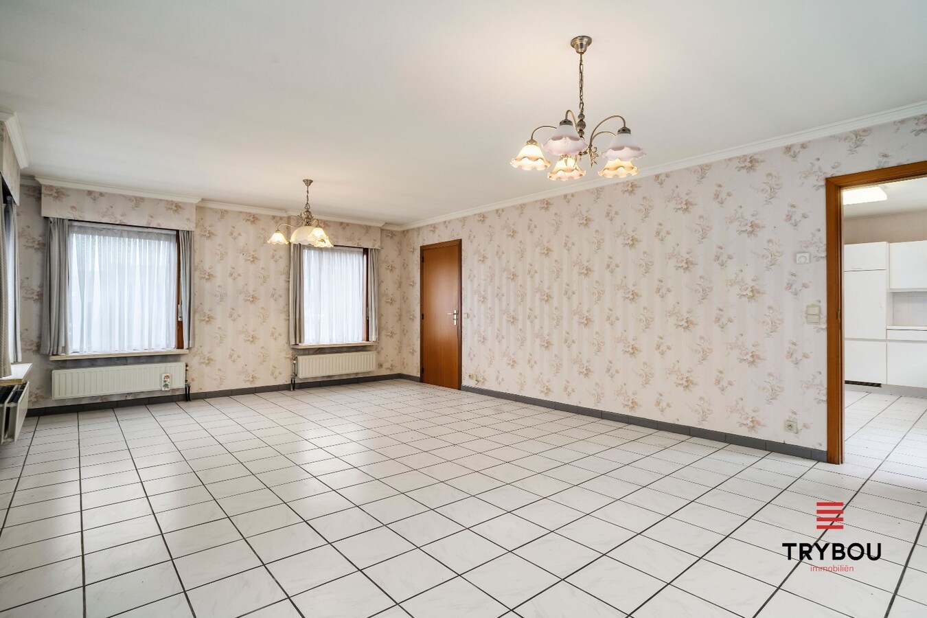 Ruime hoekwoning met 3 slaapkamers en garage te Poelkapelle 