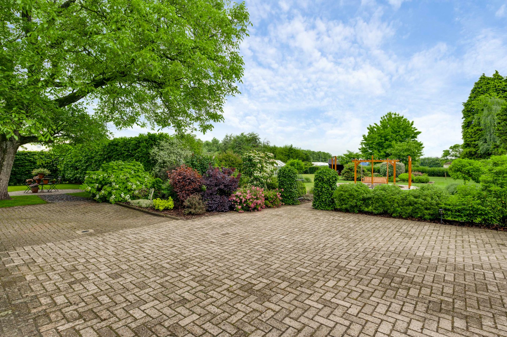 Woonboerderij te koop in Weert