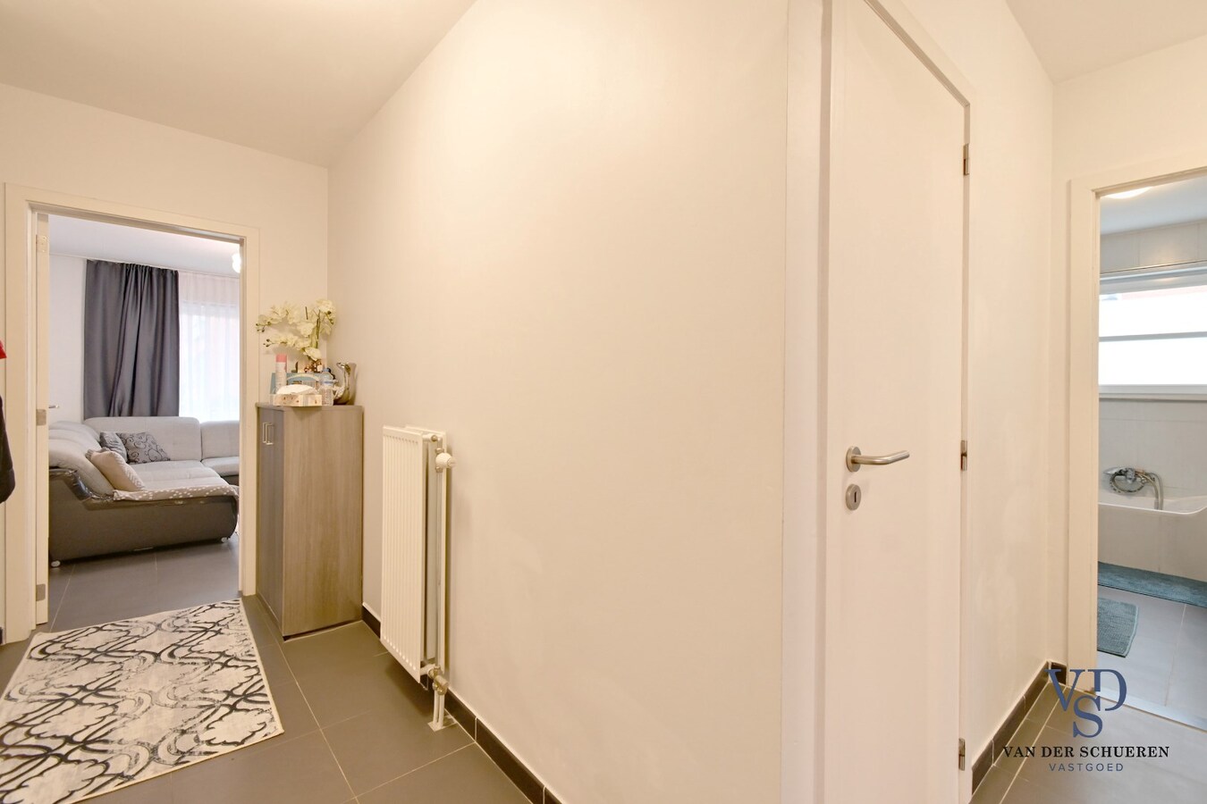 3 slpk-appartement (+ terras + kelder + garage). 