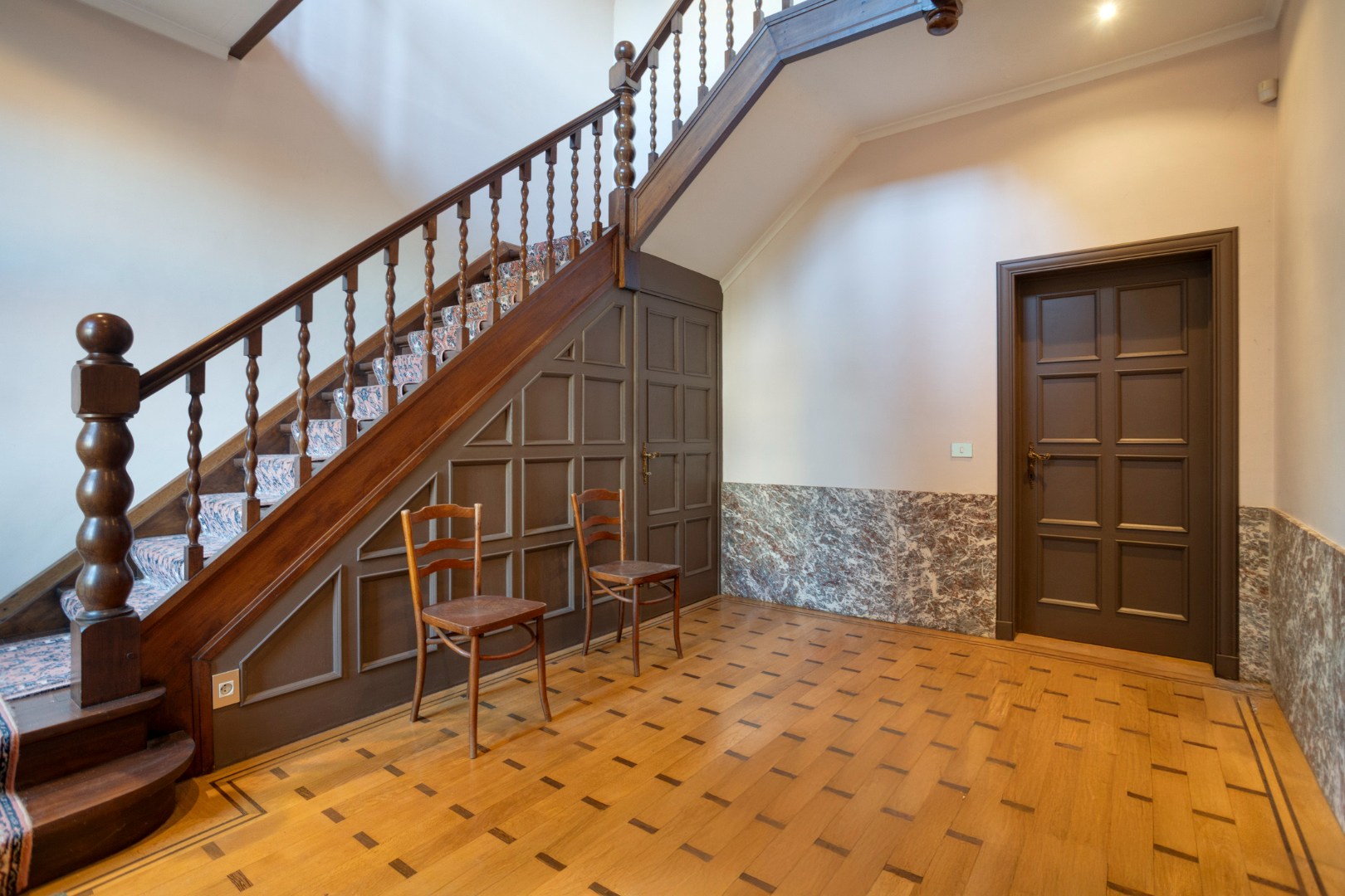 Charmante open bebouwing met 3 slaapkamers, tuin, terras en garage in Kessel-Lo! – EPC 562 kWh/m² - bewoonbare opp. 154 m² 