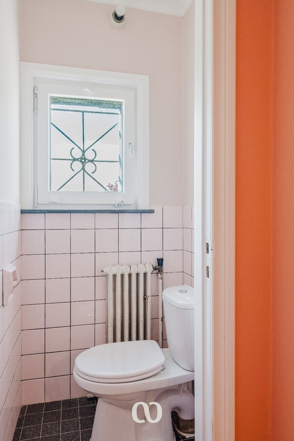 Ruime woning op meer dan 6.500 m² in Avelgem 