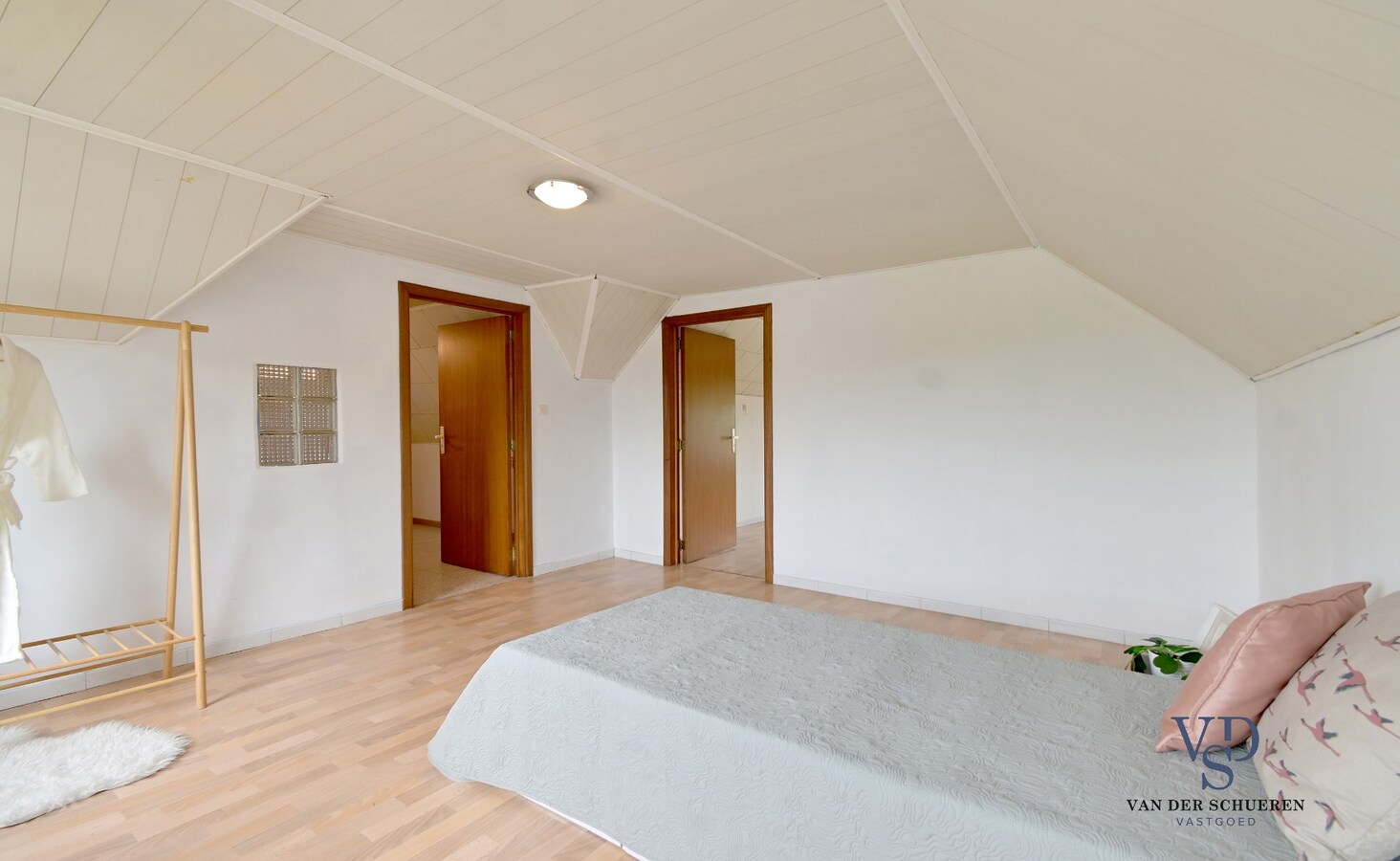 Ruime, degelijke woning 