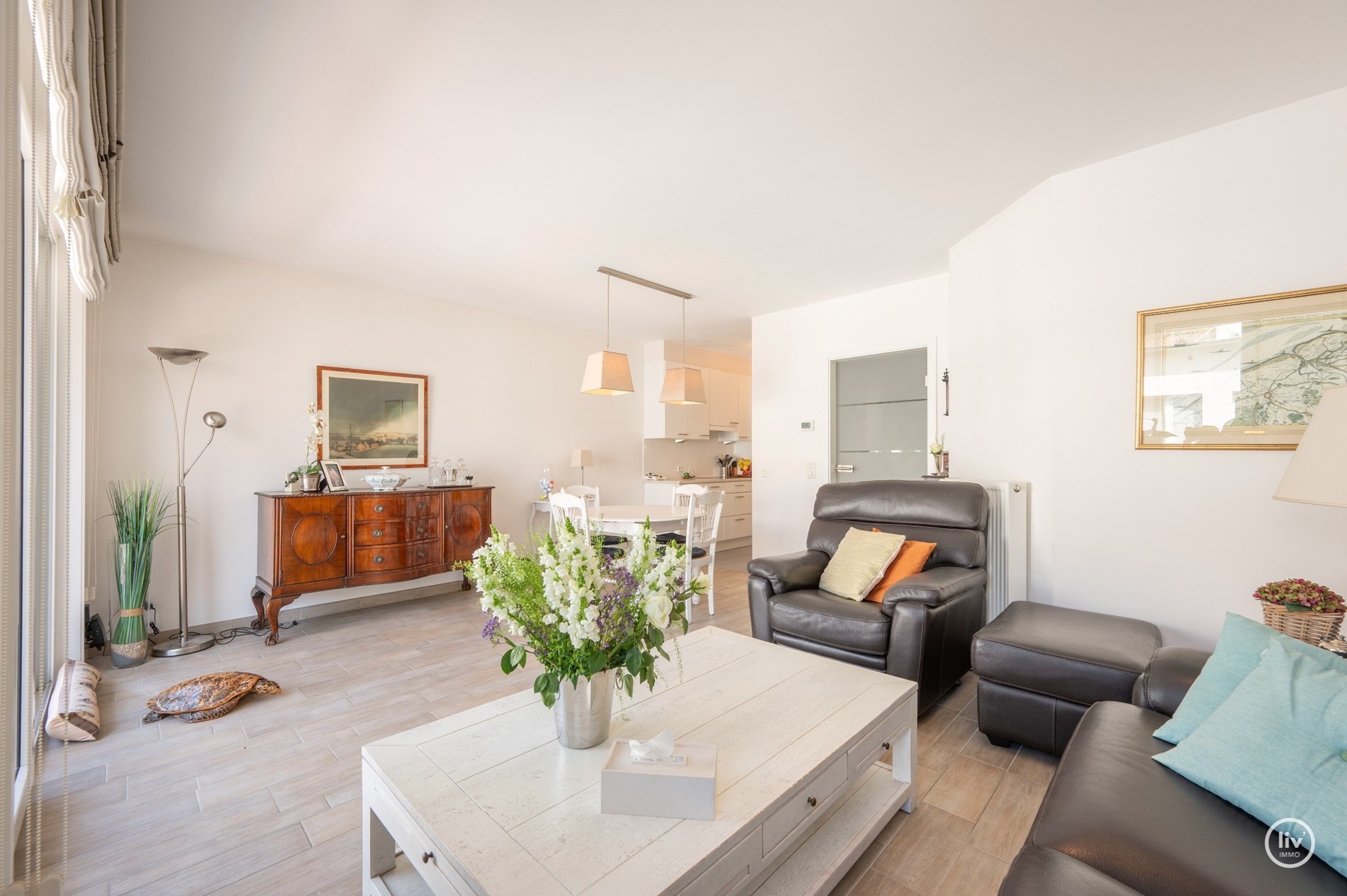 Instapklaar  2-slaapkamerappartement op een centrale ligging te Bayauxlaan in Knokke. 