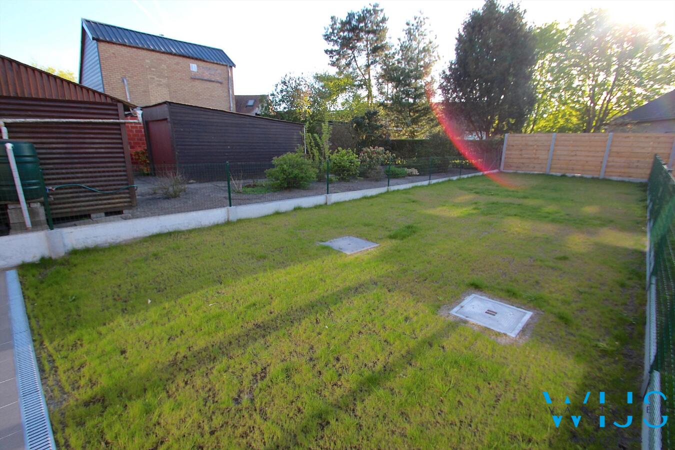 Energiezuinige ruime nieuwbouwwoning CENTRUM ERTVELDE ! 