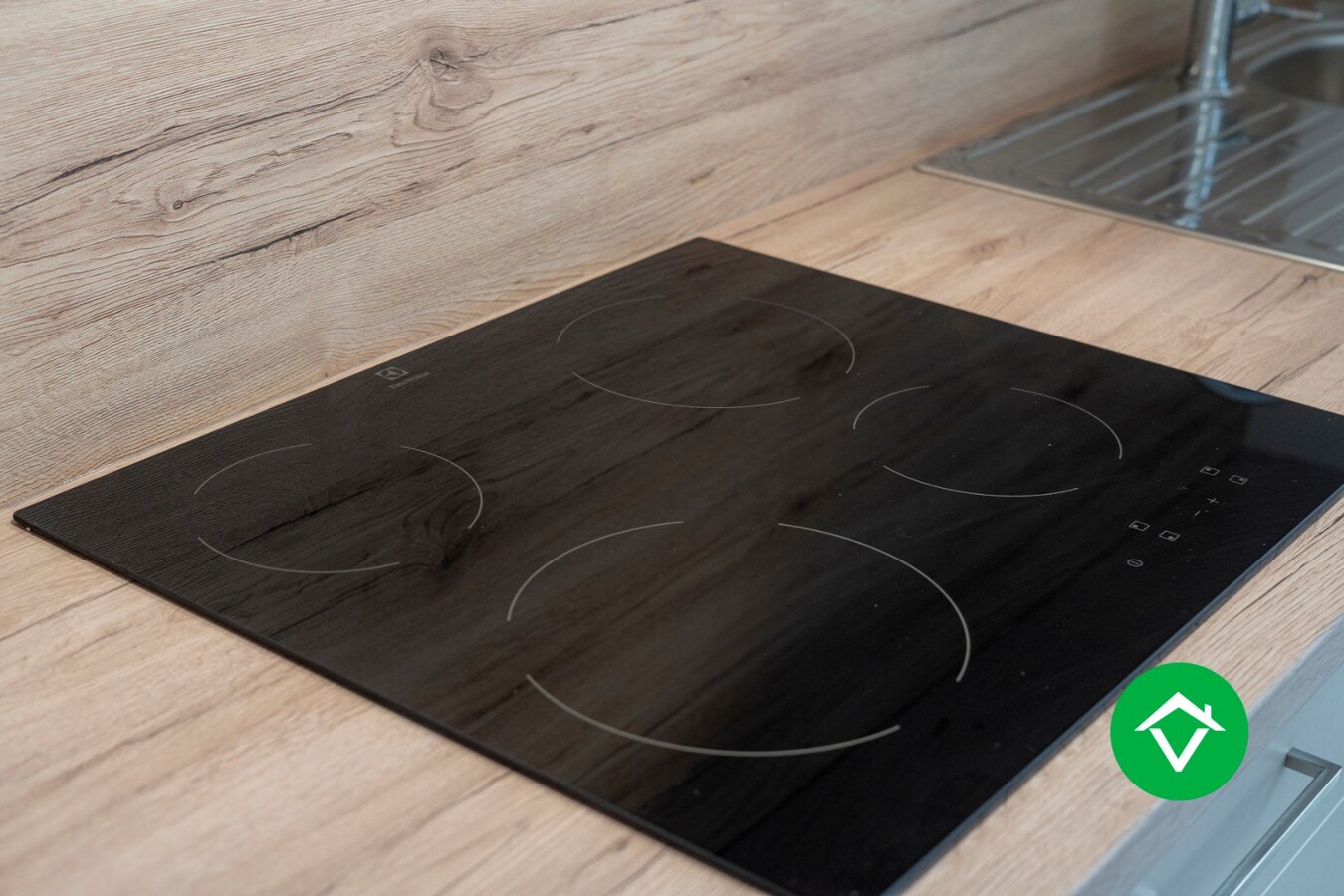 Instapklare rijwoning in hartje Gistel – gerenoveerd in 2025 