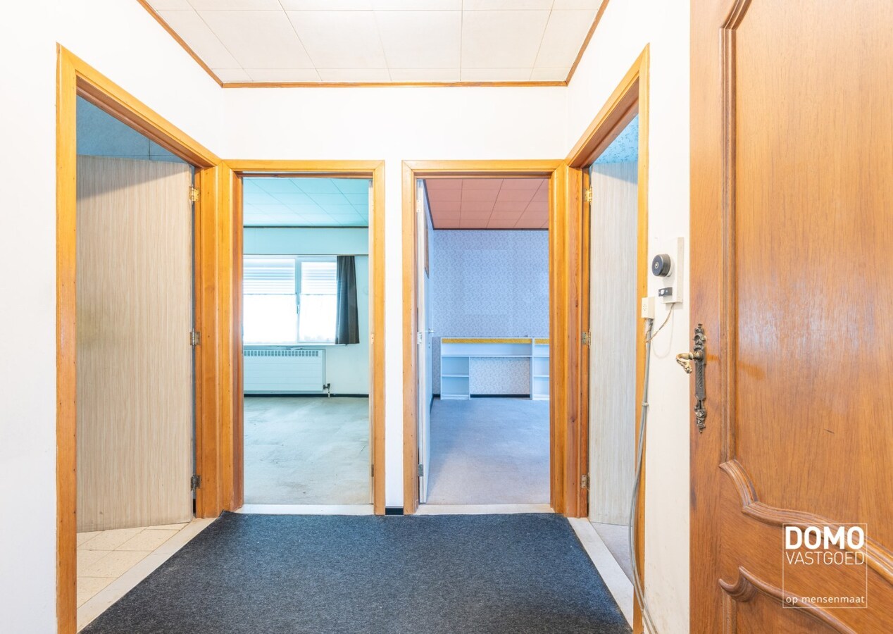 RUIME GELIJKVLOERSE WONING OP EEN PERCEEL VAN 12A 80CA MET 3 SLAAPKAMERS, EN GARAGE TE BOEKT (HEUSDEN-ZOLDER) 