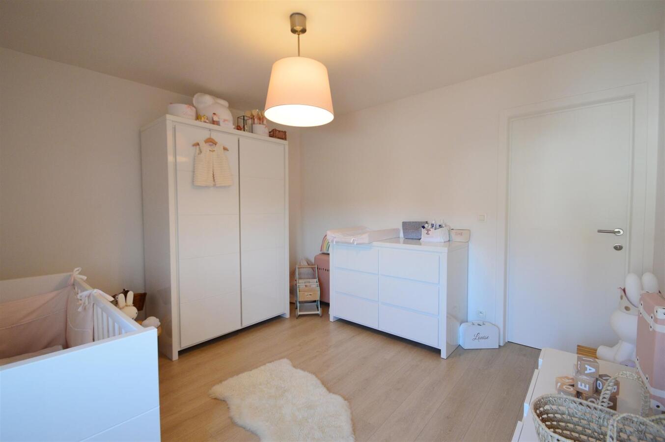 Klassevol gerenoveerde gezinswoning met tuin - Heist 