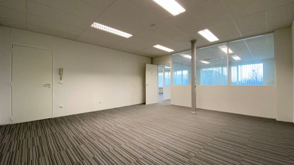 Instapklare kantoren te huur in Lokeren