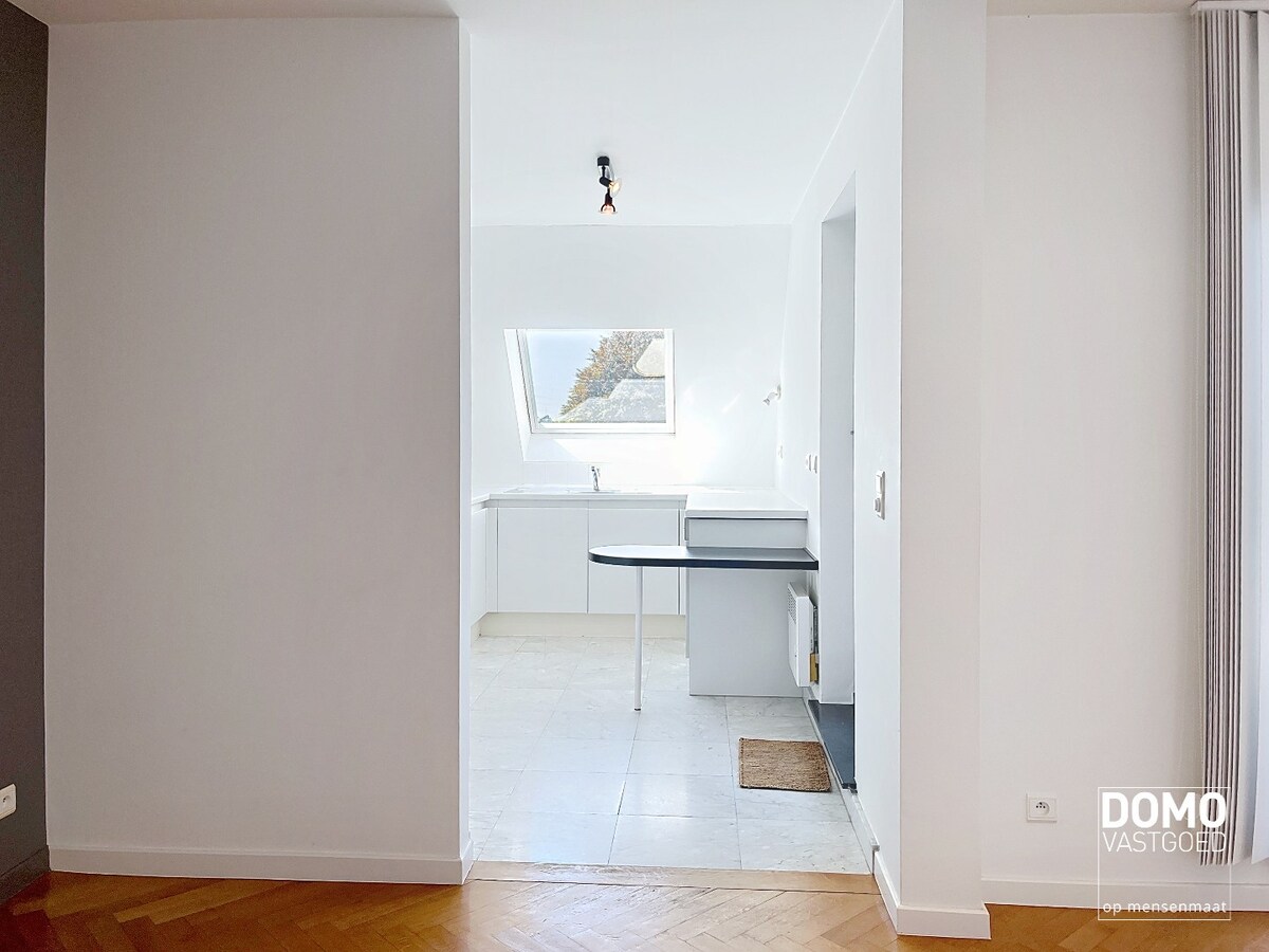 Gerenoveerd appartement in het centrum van Kuringen – 118m² - EPC label: C 