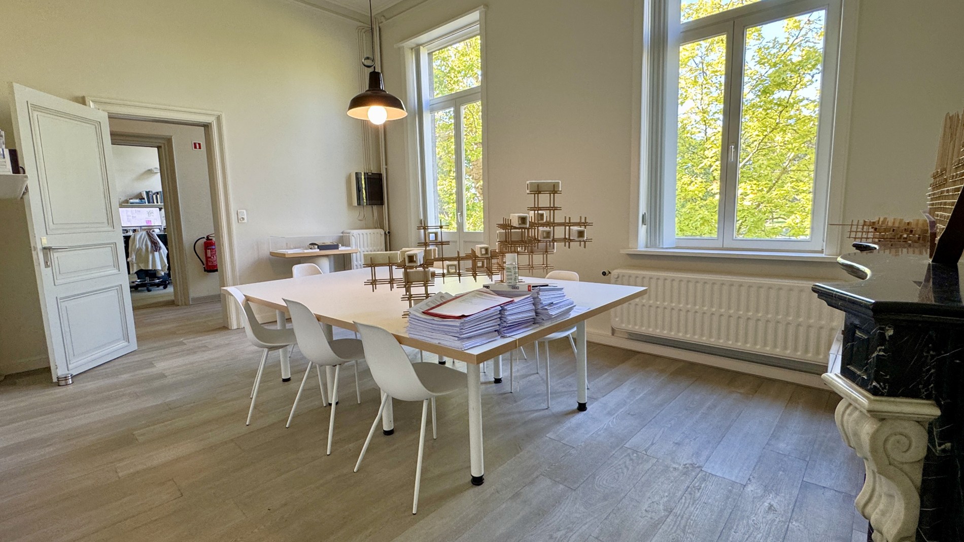 Kantoorruimte met zicht op de Leie te huur in Gent