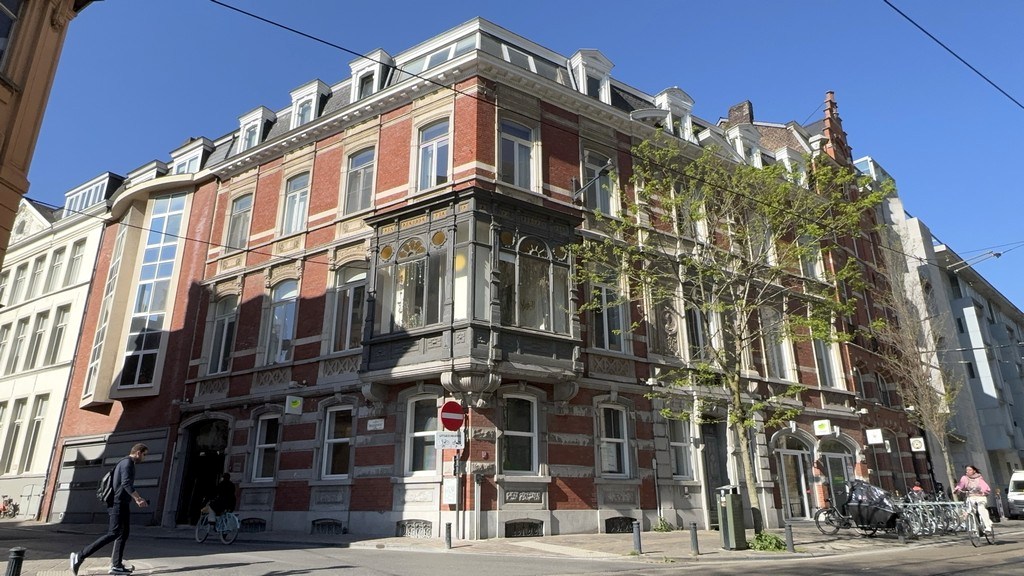 Commercieel kantoor te huur in centrum Gent