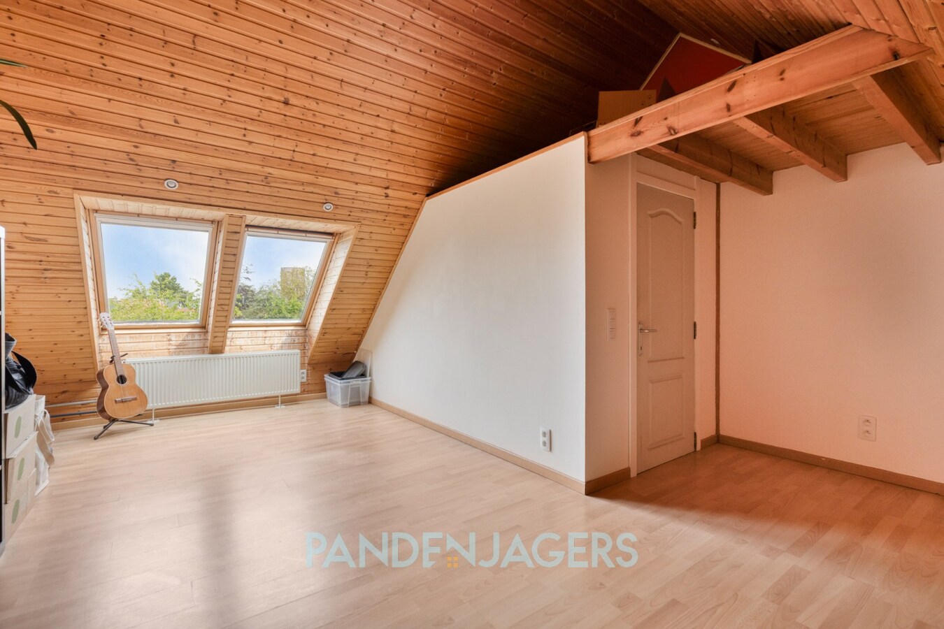 Instpaklare woning met mooie tuin te Duffel 