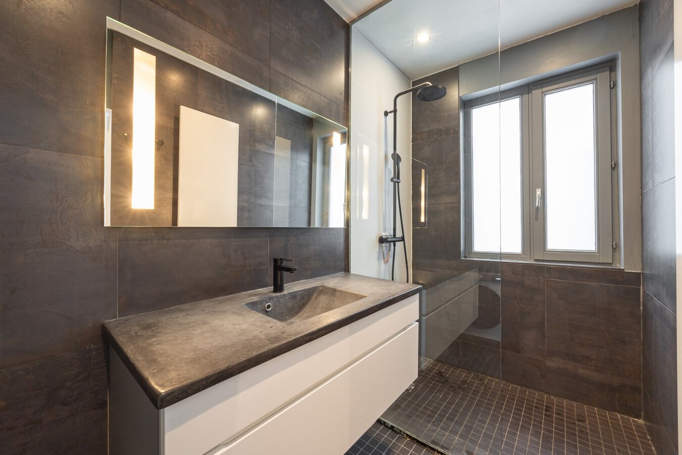 Tof appt. met 1 slpk te hartje Antwerpen! 